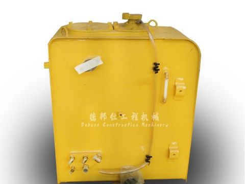 点击查看详细信息<br>标题：PC200-7液压油箱 阅读次数：912